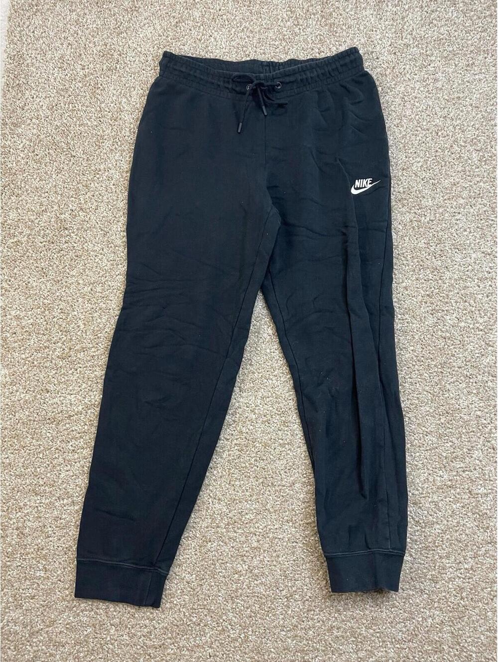 Women's Nike Club Fleece Mid-Rise Pants Size M